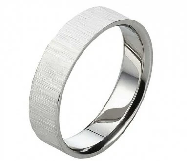 Mobile Preview: Herrenring LUC43 mit Diamant