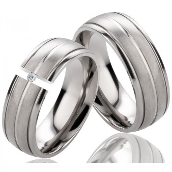 Titanringe mit Zirkonia oder Diamant LUC32 und Gravur