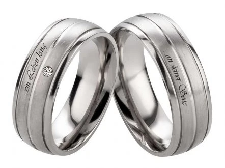 Titanringe T019 mit Zirkonia oder Diamant und Außengravur