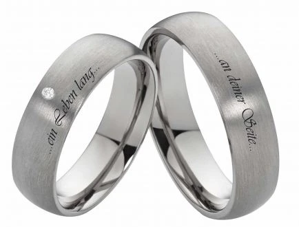 Titanringe T063 mit Zirkonia und Außengravur