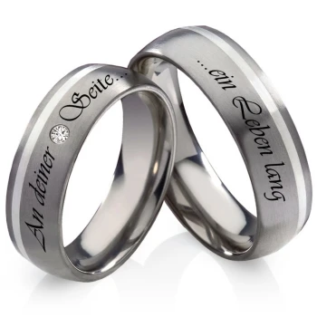 Titanringe mit Silber T064 mit Zirkonia und Außengravur