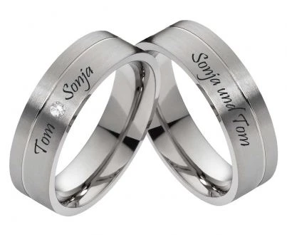 Titanringe T073 mit Zirkonia und Außengravur