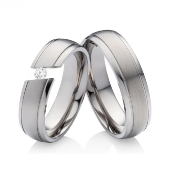 Titanringe T090 mit Zirkonia